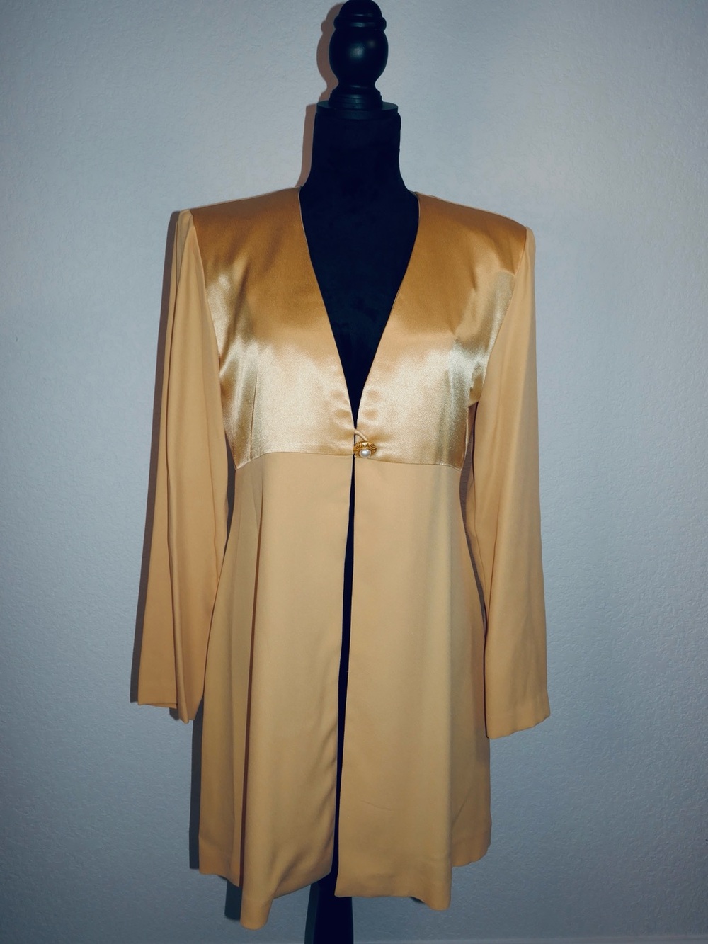 Vintage J.R. Nites Gold Sheer Sleeve Evening Jacket with Pearl Clasp | Small